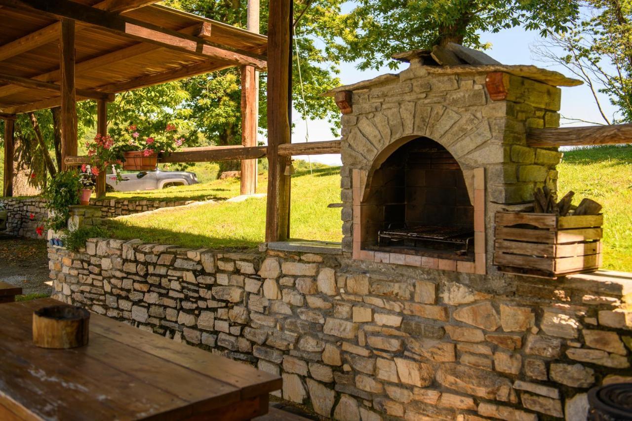 Agriturismo L'Ciabot Paesana Exterior foto